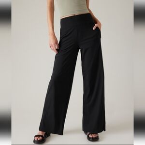 ATHLETA COSMIC WIDE LEG PANT Black Split Leg Pockets